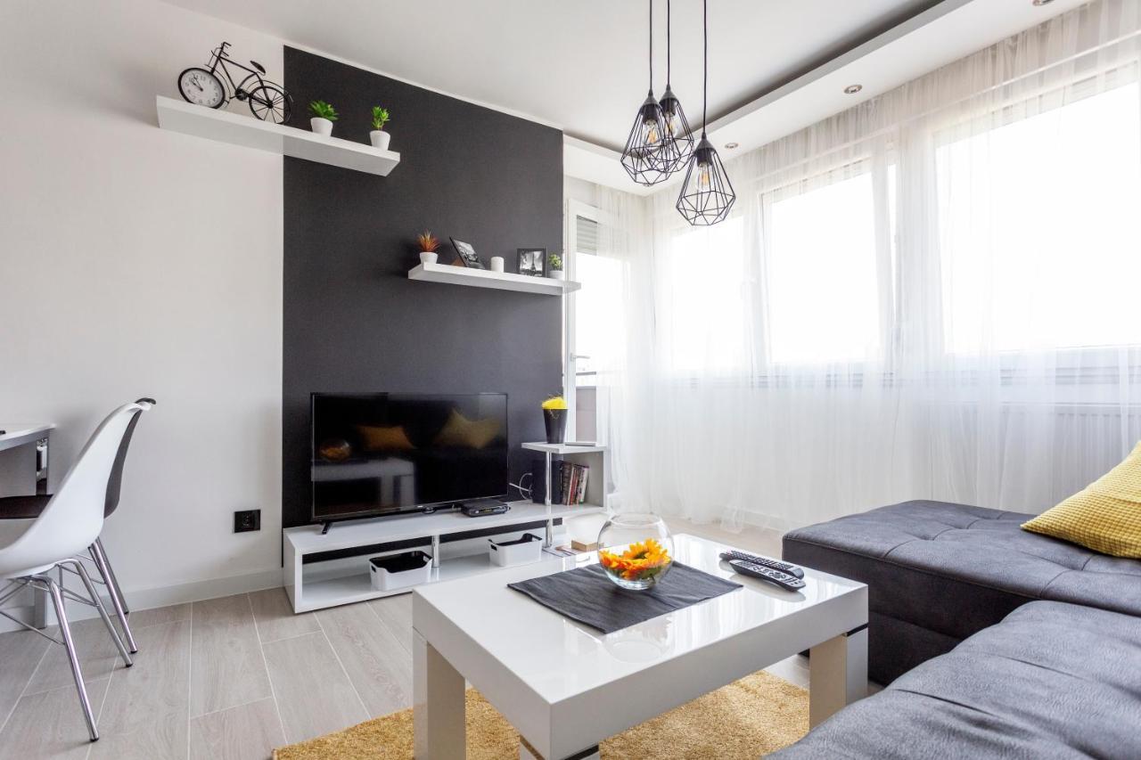 Park Apartment Novi Sad Dış mekan fotoğraf